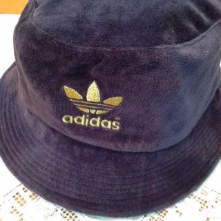 アディダス(adidas)のadidas帽子(ハット)