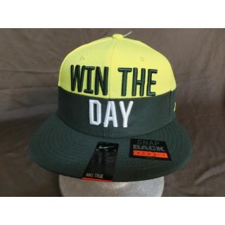 ナイキ(NIKE)のナイキ製 オレゴン大学ダックス【WIN THE DAY】【O】ロゴ刺繍CAP(アメリカンフットボール)