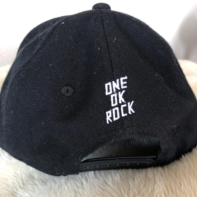 ONE OK ROCK(ワンオクロック)のONE OK ROCK キャップ エンタメ/ホビーのタレントグッズ(ミュージシャン)の商品写真