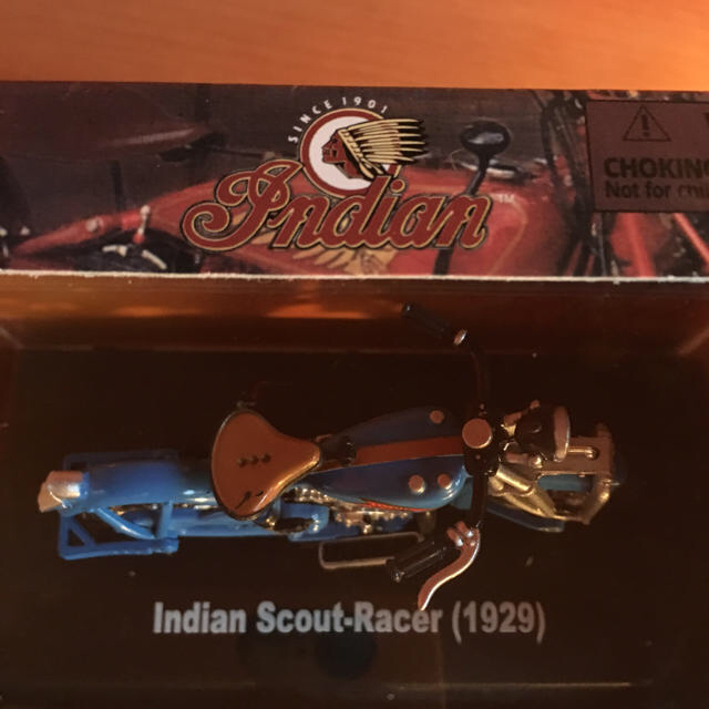 Indian(インディアン)のIndian Scout-Racer ミニカー エンタメ/ホビーのおもちゃ/ぬいぐるみ(ミニカー)の商品写真