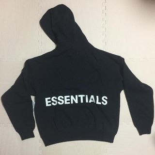 フィアオブゴッド(FEAR OF GOD)のFog Essentials Graphic パーカー 黒 S サイズ(パーカー)