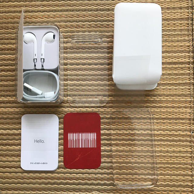 Apple(アップル)の iPod nano - (PRODUCT)RED  16G  第7世代 スマホ/家電/カメラのオーディオ機器(ポータブルプレーヤー)の商品写真