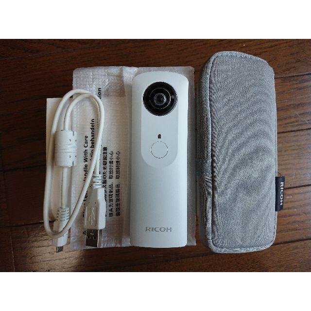 RICOH(リコー)の【美品】RICOH THETA m15 ホワイト スマホ/家電/カメラのカメラ(コンパクトデジタルカメラ)の商品写真