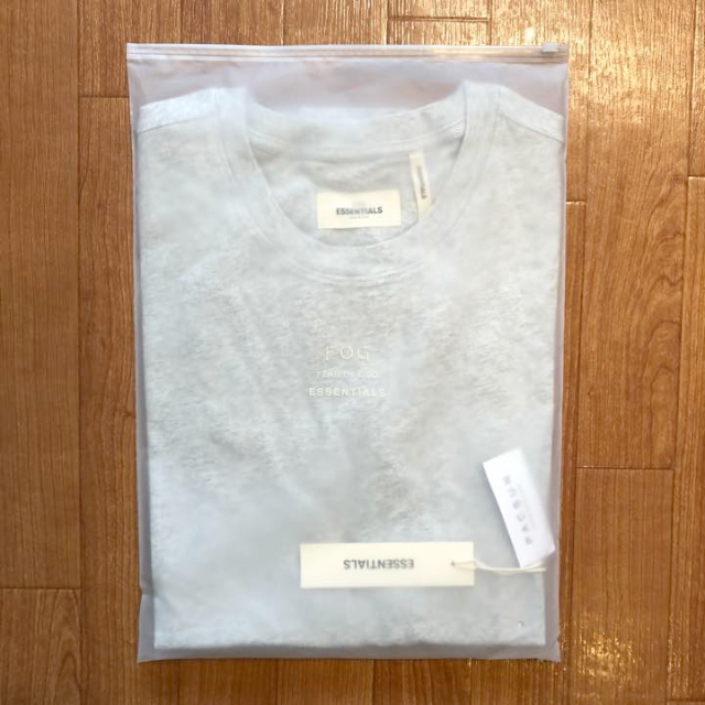 FEAR OF GOD(フィアオブゴッド)の込 Fog Essentials tee Tシャツ L メンズのトップス(Tシャツ/カットソー(半袖/袖なし))の商品写真