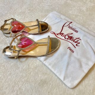 野花 卯月 Christian Louboutin ハートフラットサンダル 35 - 通販