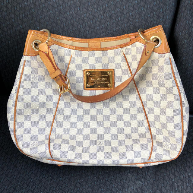 LOUIS VUITTON バッグ