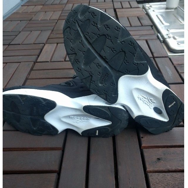 ポンプフューリーロード　26.5 メンズの靴/シューズ(スニーカー)の商品写真
