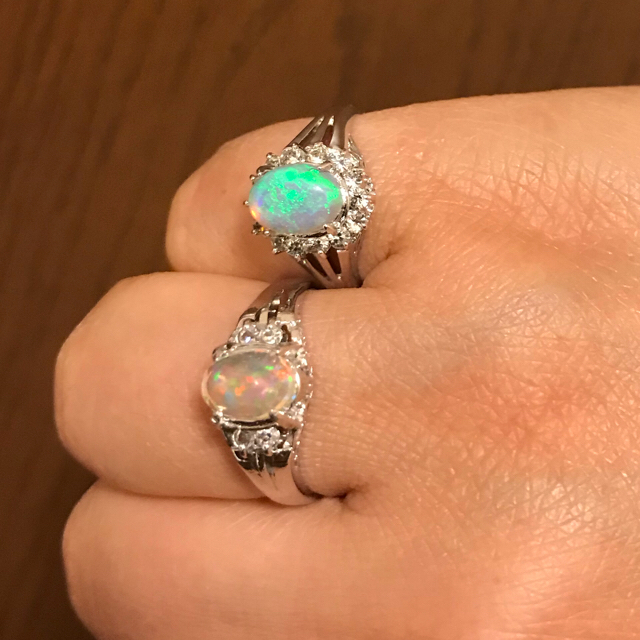 天然ウォーターオパール リング 14号 レディースのアクセサリー(リング(指輪))の商品写真