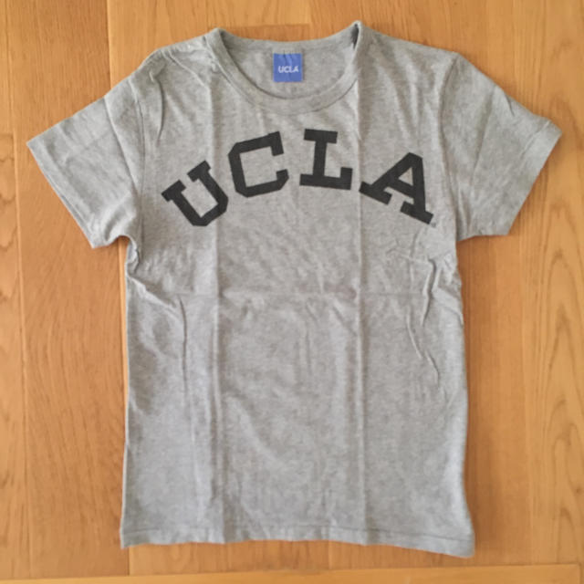 BEAMS(ビームス)のBEAMS HEART☆カレッジロゴT UCLA Sグレー メンズのトップス(Tシャツ/カットソー(半袖/袖なし))の商品写真