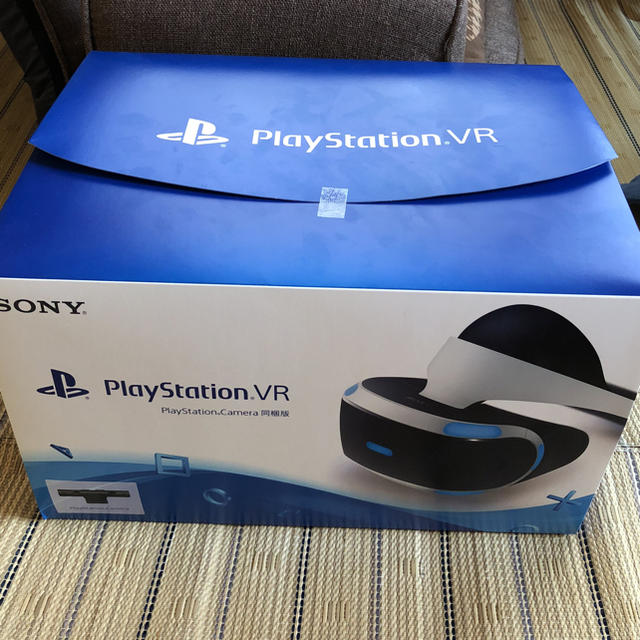 PlayStation VR(プレイステーションヴィーアール)のPSVR エンタメ/ホビーのゲームソフト/ゲーム機本体(家庭用ゲーム機本体)の商品写真