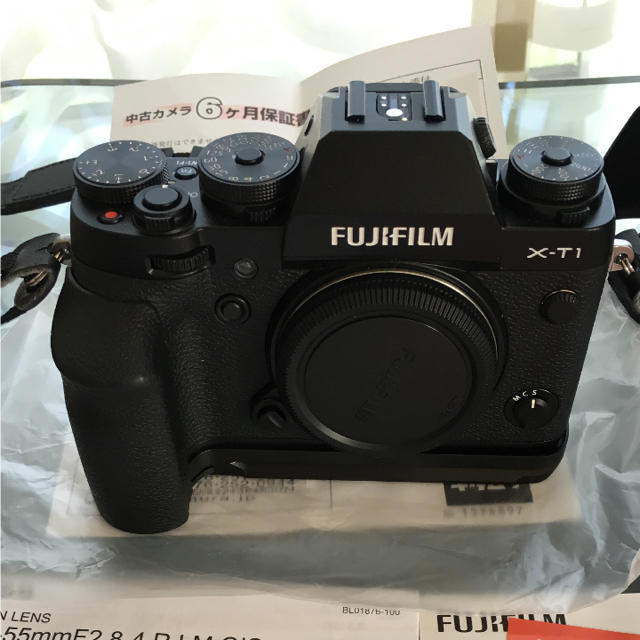 FUJIFILM X-T1 ミラーレス デジタル一眼レフ 美品