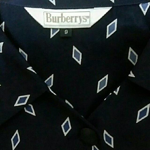 BURBERRY(バーバリー)のAyanana_11様専用　Burberrys ブラウススーツ レディースのフォーマル/ドレス(スーツ)の商品写真