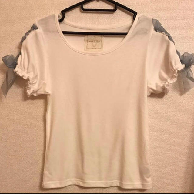 mon Lily(モンリリィ)のmonlily 袖リボンＴシャツ レディースのトップス(Tシャツ(半袖/袖なし))の商品写真
