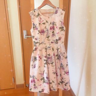 チェスティ(Chesty)の美品♡chesty桜フラワーワンピース(ひざ丈ワンピース)