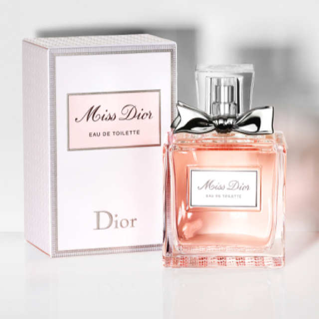 Dior(ディオール)のMiss Dior   ♡EAU DE PARFUM♡ 50ml新品 コスメ/美容の香水(香水(女性用))の商品写真