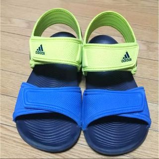 アディダス(adidas)のadidas♡アディダス♡サンダル♡22cm♡アディダスサンダル(サンダル)