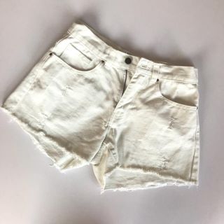 レトロガール(RETRO GIRL)の【値下げ中】白 ショートパンツ(ショートパンツ)