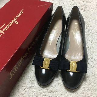 サルヴァトーレフェラガモ(Salvatore Ferragamo)のフェラガモ パンプス(ハイヒール/パンプス)