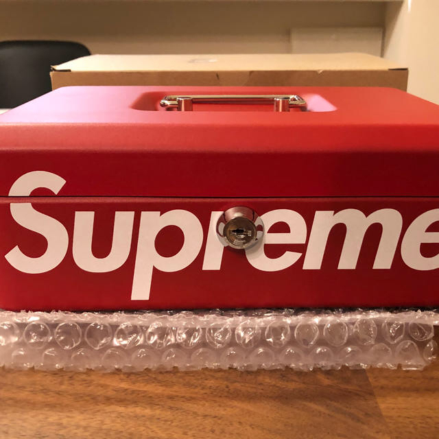 Supreme(シュプリーム)のSupreme Lock Box インテリア/住まい/日用品のインテリア小物(小物入れ)の商品写真