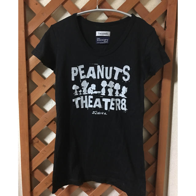 SNOOPY(スヌーピー)のTHEATER8 スヌーピー Tシャツ   BEAMS   レディースのトップス(Tシャツ(半袖/袖なし))の商品写真