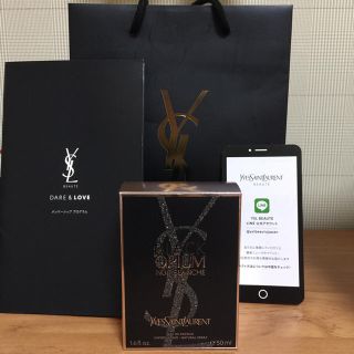 black opium nuit blanche YSL 香水(香水(女性用))