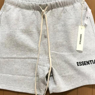 フィアオブゴッド(FEAR OF GOD)の値下げ！fog essentials shorts(ショートパンツ)