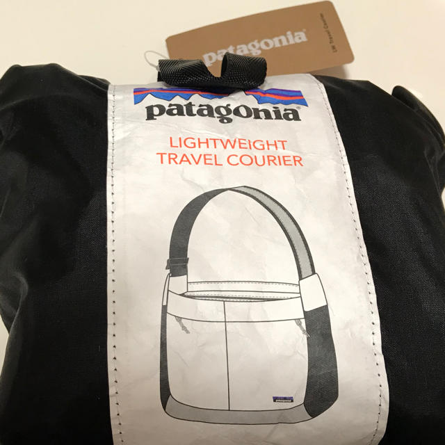 patagonia(パタゴニア)の新品 パタゴニア  ライトウェイト トラベル クーリエ メンズのバッグ(ショルダーバッグ)の商品写真