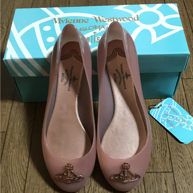 Vivienne Westwood(ヴィヴィアンウエストウッド)のVivienne West  pinkパンプス レディースの靴/シューズ(ハイヒール/パンプス)の商品写真