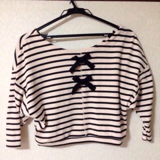 ダズリン(dazzlin)のdazzlin♡バックリボントップス(Tシャツ(長袖/七分))