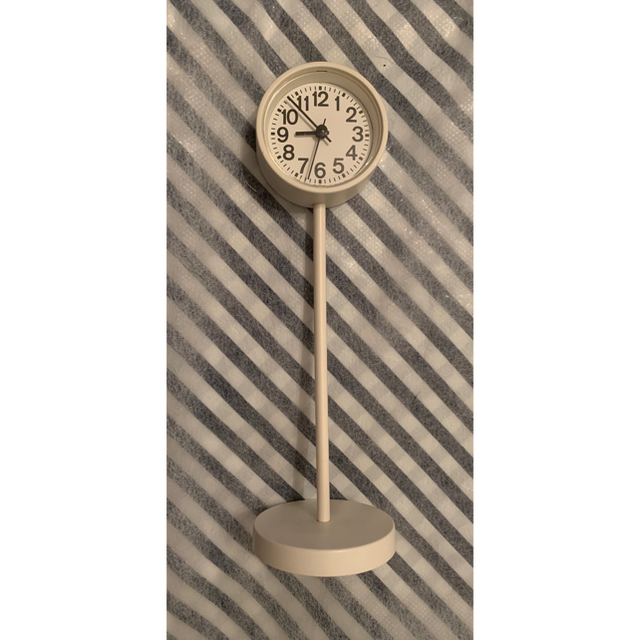MUJI (無印良品)(ムジルシリョウヒン)のkatu392様専用　無印良品 公園の時計ミニ　ホワイト インテリア/住まい/日用品のインテリア小物(置時計)の商品写真
