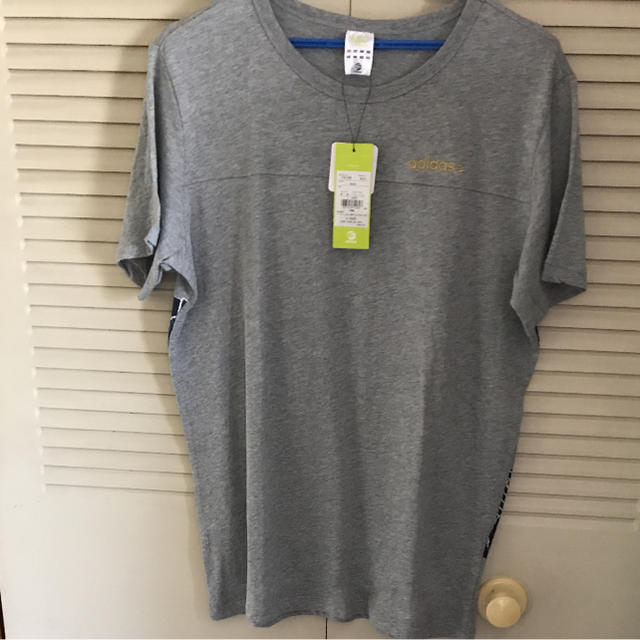 adidas(アディダス)の[新品] アディダス Tシャツ タイムセール メンズのトップス(Tシャツ/カットソー(半袖/袖なし))の商品写真