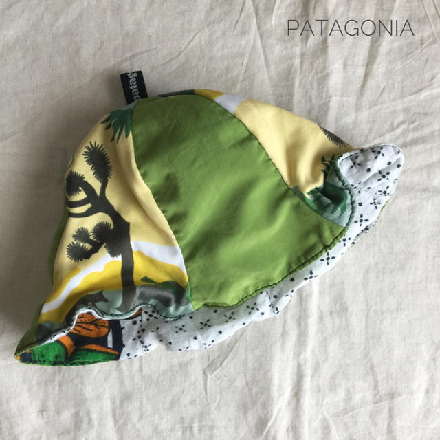 patagonia(パタゴニア)のパタゴニア リバーシブルハット baby キッズ/ベビー/マタニティのこども用ファッション小物(帽子)の商品写真