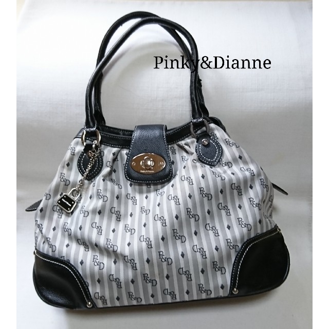 Pinky&Dianne(ピンキーアンドダイアン)のPinky&Dianne ロゴ柄ショルダーバッグ USED レディースのバッグ(ショルダーバッグ)の商品写真
