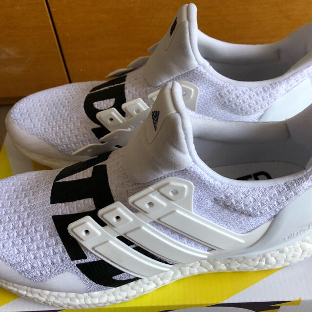 UNDEFEATED(アンディフィーテッド)の【期間限定値下げ】ultraboost × undefeated 27cm メンズの靴/シューズ(スニーカー)の商品写真