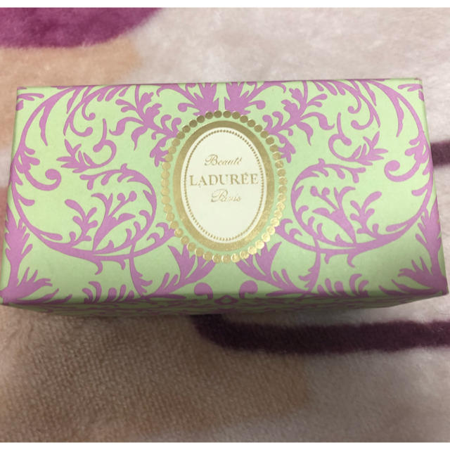 LADUREE(ラデュレ)のラデュレ キャンドル コスメ/美容のリラクゼーション(キャンドル)の商品写真