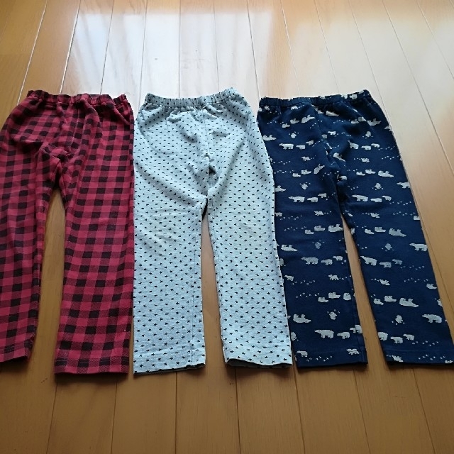 UNIQLO(ユニクロ)のUNIQLO　レギンス　100 キッズ/ベビー/マタニティのキッズ服男の子用(90cm~)(パンツ/スパッツ)の商品写真