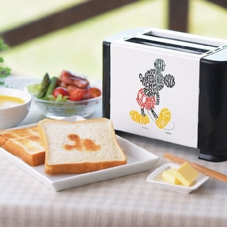 ディズニー(Disney)の専用　新品ミッキートースター、プーさんホットサンドメーカ(調理機器)