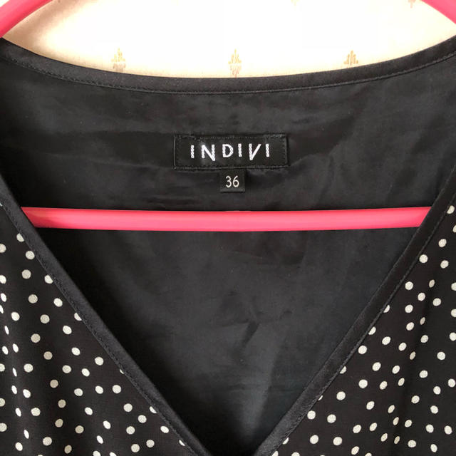 INDIVI(インディヴィ)のINDIVI ドット柄ワンピース レディースのワンピース(ひざ丈ワンピース)の商品写真