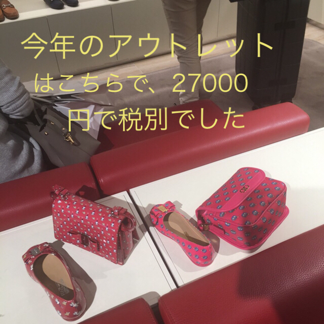 Salvatore Ferragamo(サルヴァトーレフェラガモ)のフェラガモ キッズ 32  グッチキッズ好きなママさん キッズ/ベビー/マタニティのキッズ靴/シューズ(15cm~)(サンダル)の商品写真