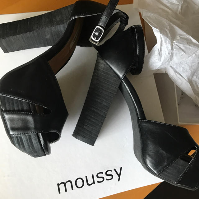 moussy(マウジー)のマウジー moussy ヒール 靴 黒 クラブ S レディースの靴/シューズ(ハイヒール/パンプス)の商品写真