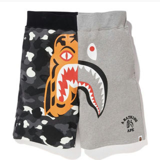 アベイシングエイプ(A BATHING APE)の送料込sizeS Abathingape Tiger shark shorts(ショートパンツ)