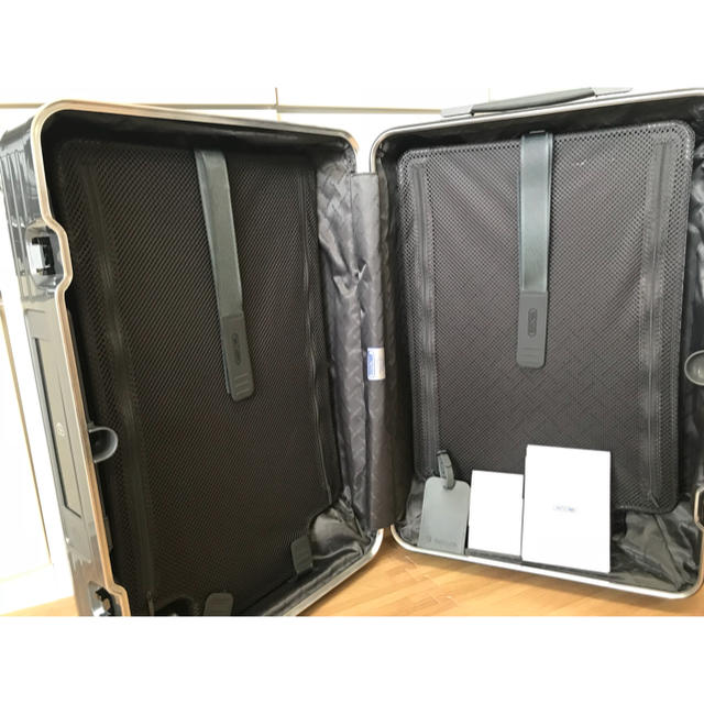 RIMOWA(リモワ)の【希少・新品】リモワ ルフトハンザ 60L メンズのバッグ(トラベルバッグ/スーツケース)の商品写真
