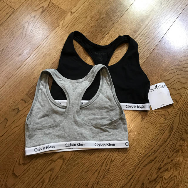 Calvin Klein(カルバンクライン)のchann様専用 Calvin Klein ブラ 海外sサイズ レディースの下着/アンダーウェア(ブラ)の商品写真