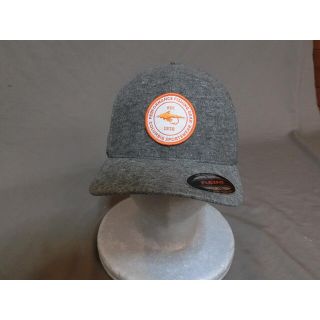 コロンビア(Columbia)の激レア コロンビア社製【PFG】フライフィッシング豪華刺繍CAP 灰(その他)