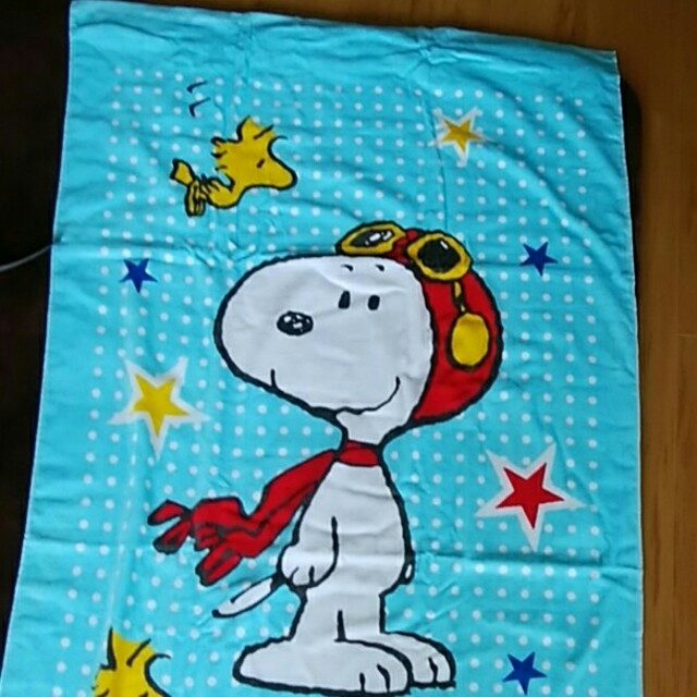 SNOOPY(スヌーピー)のスヌーピー　バスタオル エンタメ/ホビーのアニメグッズ(タオル)の商品写真