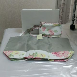 ローラアシュレイ(LAURA ASHLEY)のﾛｰﾗ アシュレイ 折りたたみバッグ(エコバッグ)