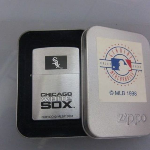 ZIPPO(ジッポー)のZippo新中古　シカゴ・ホワイトソックス メンズのファッション小物(タバコグッズ)の商品写真