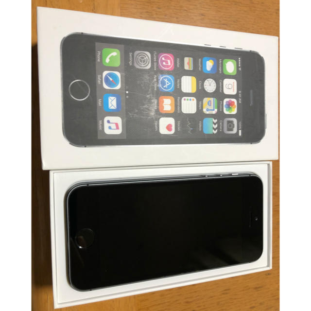 iPhone(アイフォーン)のiPhone5s 本体 スペースグレイ スマホ/家電/カメラのスマートフォン/携帯電話(スマートフォン本体)の商品写真