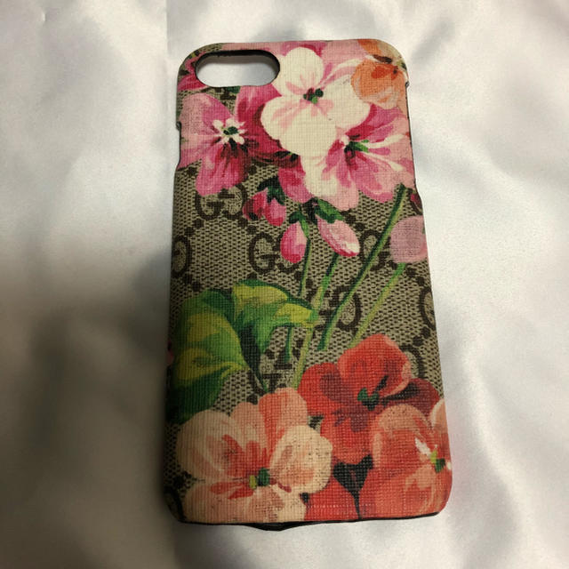 Gucci - みくろまん 様 専用GUCCI ✧ iPhone7 ケースの通販 by みさ's shop｜グッチならラクマ