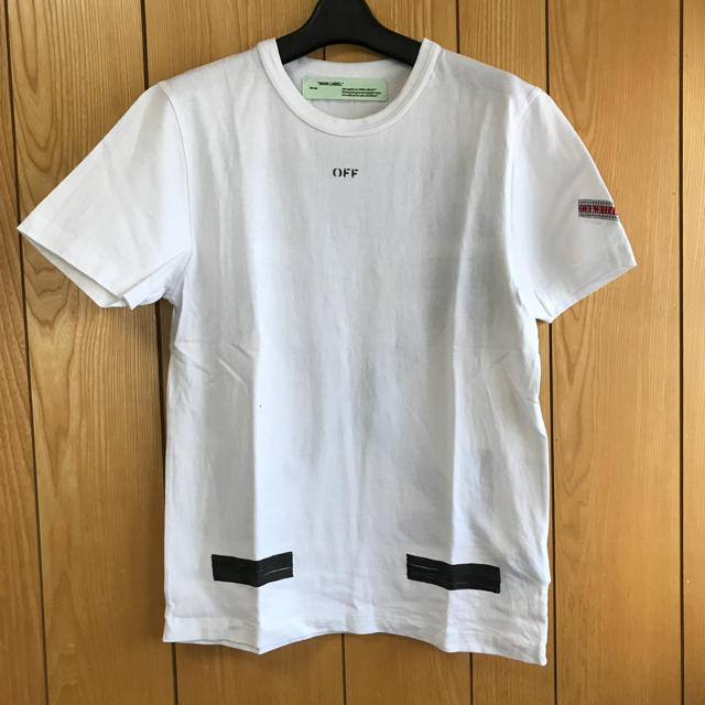 OFF-WHITE - OFF-WHITE TEE 17AW Tシャツの通販 by ma175ro's shop ...